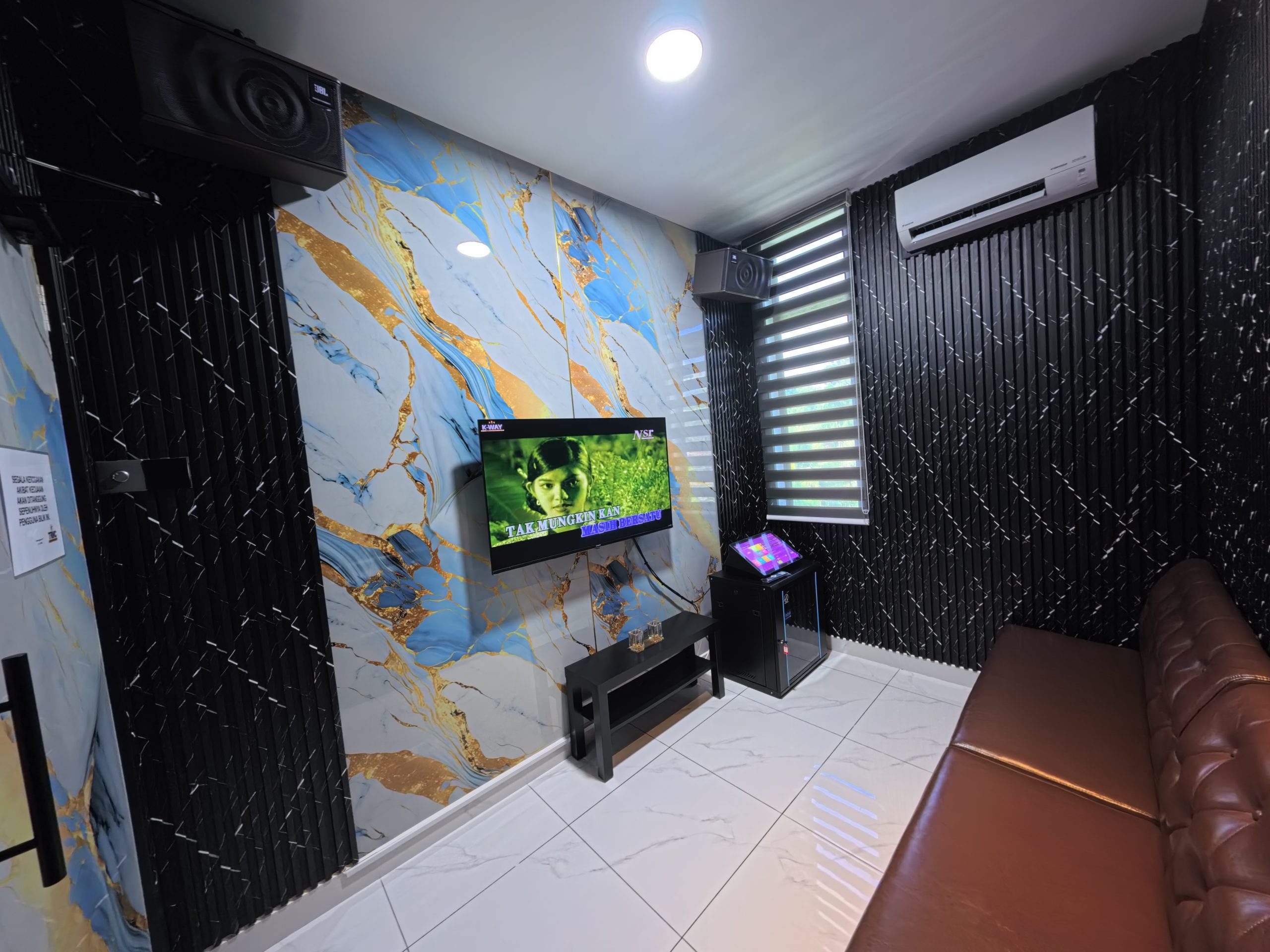 Luxury Karaoke